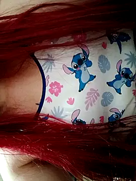 ruiviinhaah online show from 14, 11, 2025