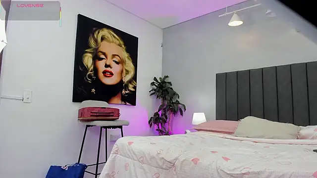 kendra london online show from 26, 3, 2026