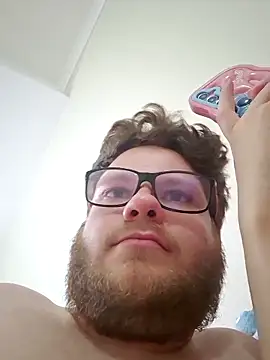 Snapshot of Purple_Mario chatting on 8, 4, 2026 Purple Mario online show from 8, 4, 2026