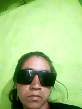 Sexy monikah online show from 17, 12, 2025