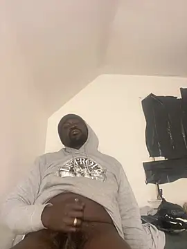 Snapshot of Grayboyskaaam chatting on 27, 4, 2026 Grayboyskaaam online show from 27, 4, 2026