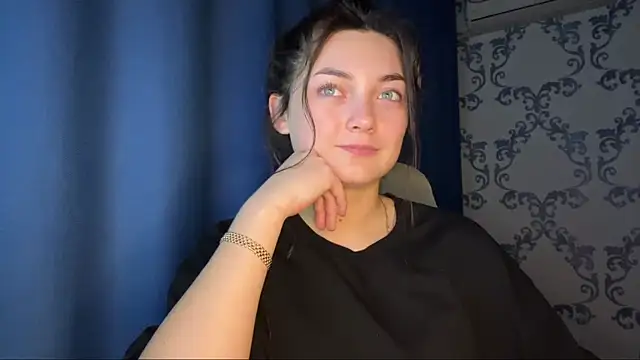 TwotyBright online show from 25, 11, 2025