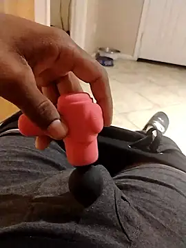 Snapshot of m8je chatting on 14, 11, 2025 m8je online show from 14, 11, 2025