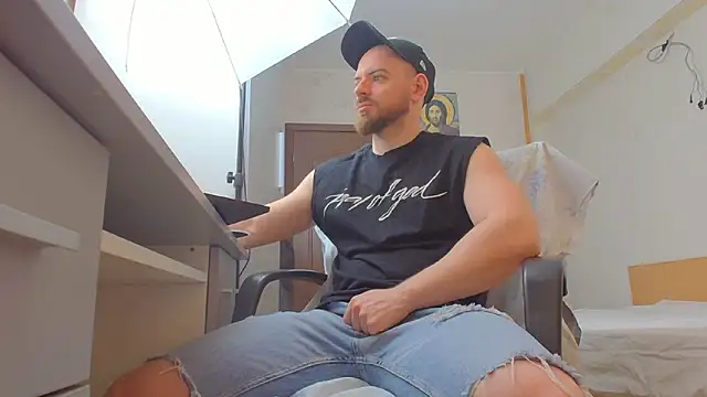 Snapshot of Ryanstone_ chatting on 2, 4, 2026 Ryanstone online show from 2, 4, 2026