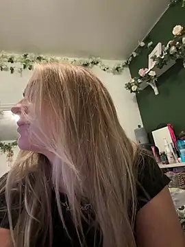 Snapshot of Bodacious_BrookeXO chatting on 5, 11, 2025 Bodacious BrookeXO online show from 5, 11, 2025