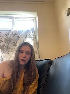 Snapshot of LiahLovexoxx chatting on 12, 5, 2026 LiahLovexoxx online show from 12, 5, 2026