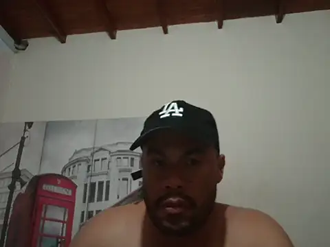 Snapshot of Ramses_36 chatting on 9, 11, 2025 Ramses 36 online show from 9, 11, 2025