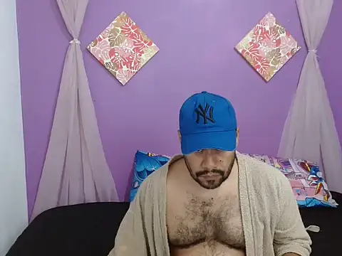 Snapshot of Ramses_36 chatting on 15, 12, 2025 Ramses 36 online show from 15, 12, 2025