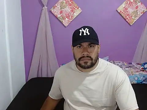 Snapshot of Ramses_36 chatting on 18, 12, 2025 Ramses 36 online show from 18, 12, 2025