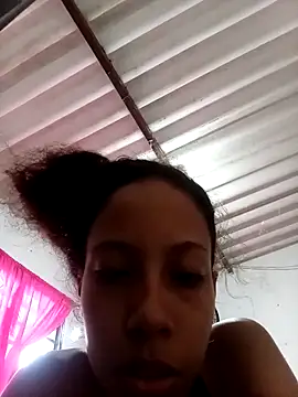 Snapshot of Ari_1217 chatting on 20, 11, 2025 Ari 1217 online show from 20, 11, 2025