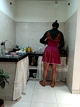 PaulinaLondra2 online show from 12, 11, 2025