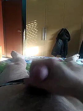 Snapshot of Cini75 chatting on 6, 4, 2026 Cini75 online show from 6, 4, 2026