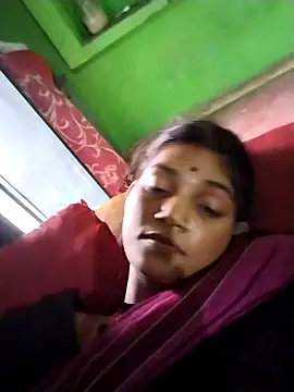 Snapshot of Jooli_cuty chatting on 8, 4, 2026 Jooli cuty online show from 8, 4, 2026