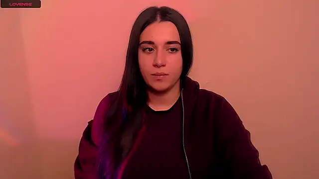 Snapshot of AlinaDoll_ chatting on 23, 12, 2025 AlinaDoll online show from 23, 12, 2025