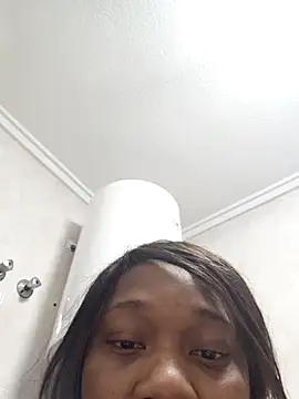 Snapshot of Fiery_QueenTivisay777 chatting on 4, 11, 2025 Fiery QueenTivisay777 online show from 4, 11, 2025