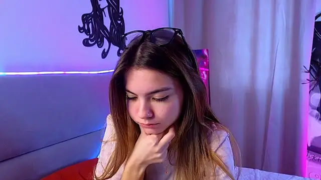 Snapshot of MargieDavidson chatting on 23, 2, 2026 MargieDavidson online show from 23, 2, 2026