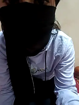 Snapshot of Tamil_White_Rose chatting on 5, 3, 2026 Tamil White Rose online show from 5, 3, 2026