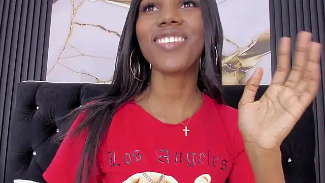 Snapshot of Mia_Devereaux167 chatting on 6, 4, 2026 Mia Devereaux167 online show from 6, 4, 2026