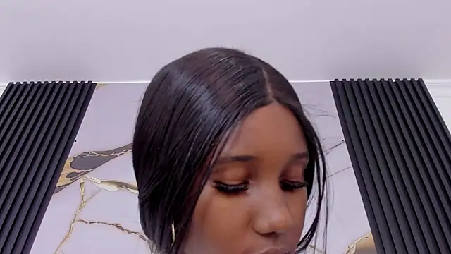 Snapshot of Mia_Devereaux167 chatting on 9, 4, 2026 Mia Devereaux167 online show from 9, 4, 2026