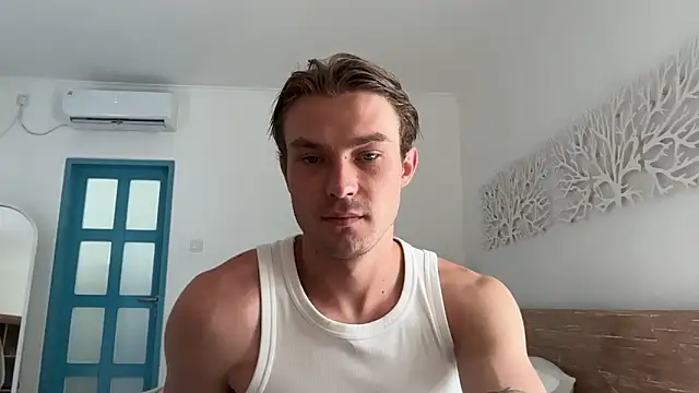 Snapshot of DanteRay chatting on 11, 4, 2026 DanteRay online show from 11, 4, 2026