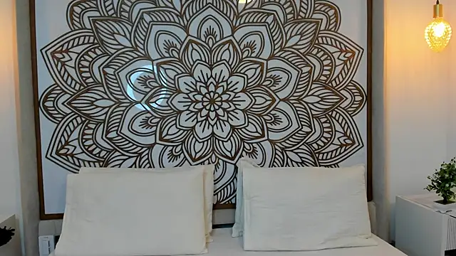 Snapshot of Lilith_Aliany_ chatting on 5, 11, 2025 Lilith Aliany online show from 5, 11, 2025