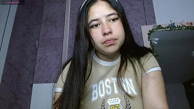 lauxury  online show from 15, 12, 2025