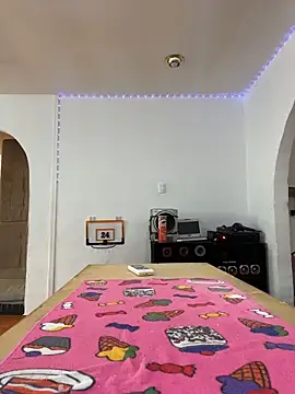 Snapshot of meliodas_23cm chatting on 28, 3, 2026 meliodas 23cm online show from 28, 3, 2026