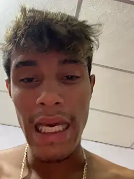 Snapshot of meliodas_23cm chatting on 2, 4, 2026 meliodas 23cm online show from 2, 4, 2026