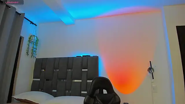 Snapshot of noah_corvelle chatting on 8, 2, 2026 noah corvelle online show from 8, 2, 2026