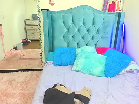 Aurora sky9 online show from 16, 12, 2025