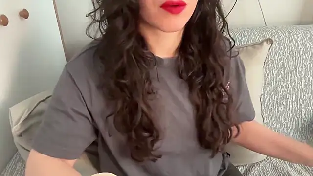 Snapshot of PLAYMATE6373 chatting on 31, 3, 2026 PLAYMATE6373 online show from 31, 3, 2026