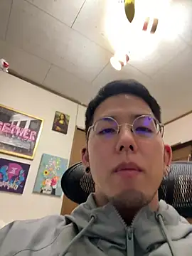 Snapshot of ippei0001 chatting on 23, 3, 2026 ippei0001 online show from 23, 3, 2026