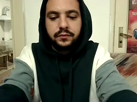 Snapshot of antistop14 chatting on 15, 11, 2025 antistop14 online show from 15, 11, 2025