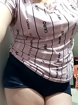 Snapshot of Isaabeellaa_deemoonny1 chatting on 14, 11, 2025 Isaabeellaa deemoonny1 online show from 14, 11, 2025