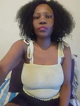 Snapshot of Mommy_Sienna chatting on 24, 6, 2026 Mommy Sienna online show from 24, 6, 2026