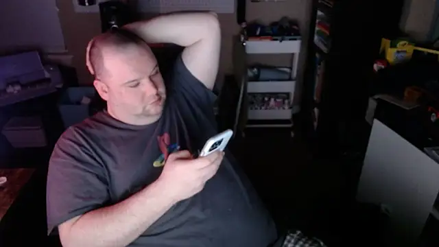 Snapshot of MegaChip chatting on 8, 3, 2026 MegaChip online show from 8, 3, 2026