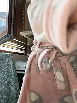 Snapshot of EdaQueen chatting on 6, 3, 2026 EdaQueen online show from 6, 3, 2026