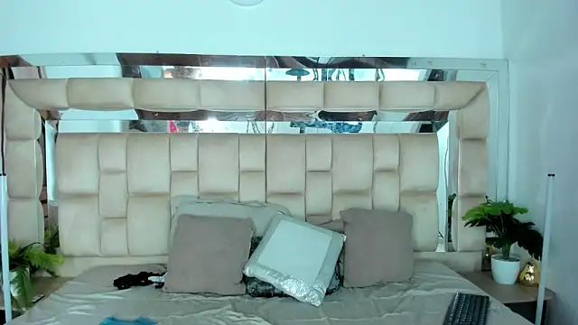 HotVoltage online show from 2, 12, 2025