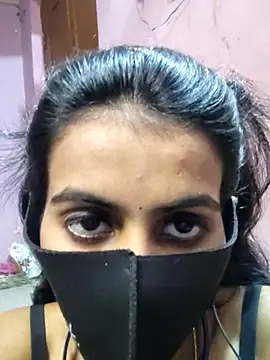 Snapshot of Thaper_Meera2 chatting on 8, 4, 2026 Thaper Meera2 online show from 8, 4, 2026