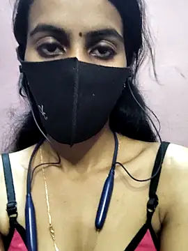 Snapshot of Thaper_Meera2 chatting on 19, 4, 2026 Thaper Meera2 online show from 19, 4, 2026