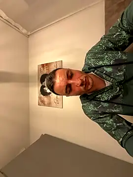 Snapshot of Sempresborroso_89 chatting on 17, 11, 2025 Sempresborroso 89 online show from 17, 11, 2025