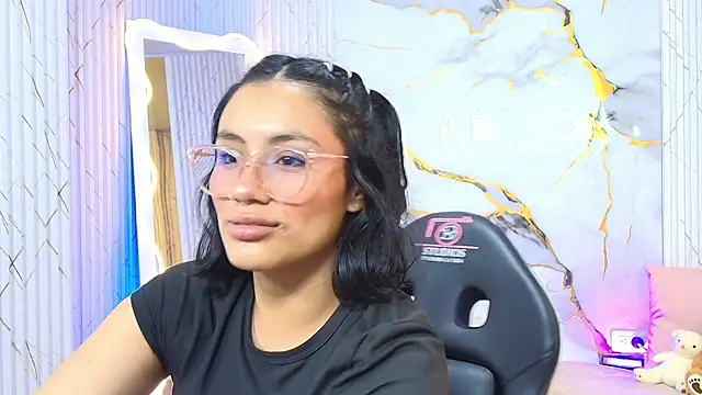 Snapshot of PEACHY_TAY chatting on 15, 7, 2026 PEACHY TAY online show from 15, 7, 2026
