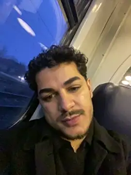 Snapshot of MorenoVelvet chatting on 20, 12, 2025 MorenoVelvet online show from 20, 12, 2025