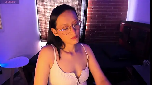 Snapshot of Samantha_Devil chatting on 25, 11, 2025 Samantha Devil online show from 25, 11, 2025