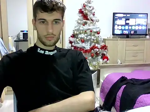 Snapshot of nikolasnik50 chatting on 3, 12, 2025 nikolasnik50 online show from 3, 12, 2025