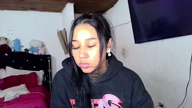 lyam ebony  online show from 8, 4, 2026