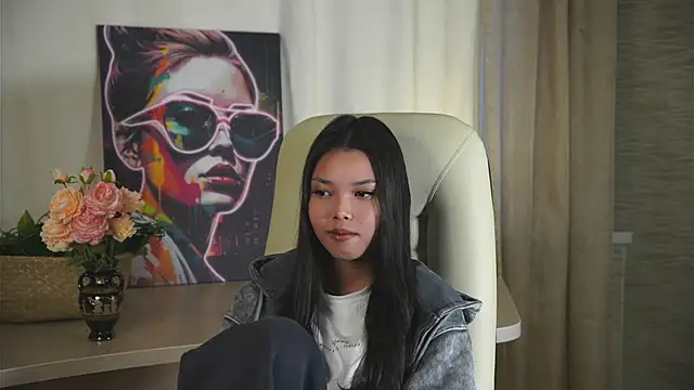 Snapshot of ArdelleRas chatting on 5, 11, 2025 ArdelleRas online show from 5, 11, 2025