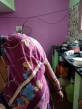 Snapshot of savithasree chatting on 25, 11, 2025 savithasree online show from 25, 11, 2025