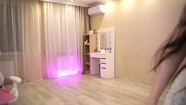 Bananalizzy online show from 2, 2, 2026