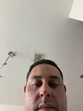 Snapshot of GoldenTemptation chatting on 3, 2, 2026 GoldenTemptation online show from 3, 2, 2026